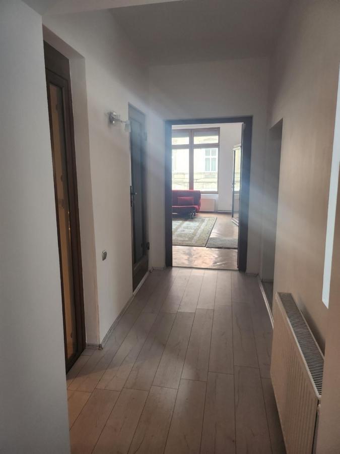 A&L House Appartement Braşov Buitenkant foto