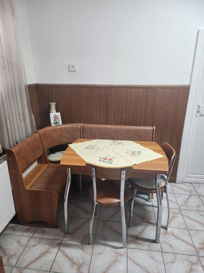 A&L House Appartement Braşov Buitenkant foto